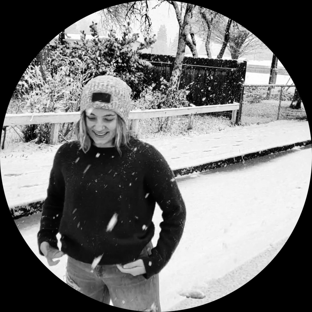 Meet your Posher, Emilee